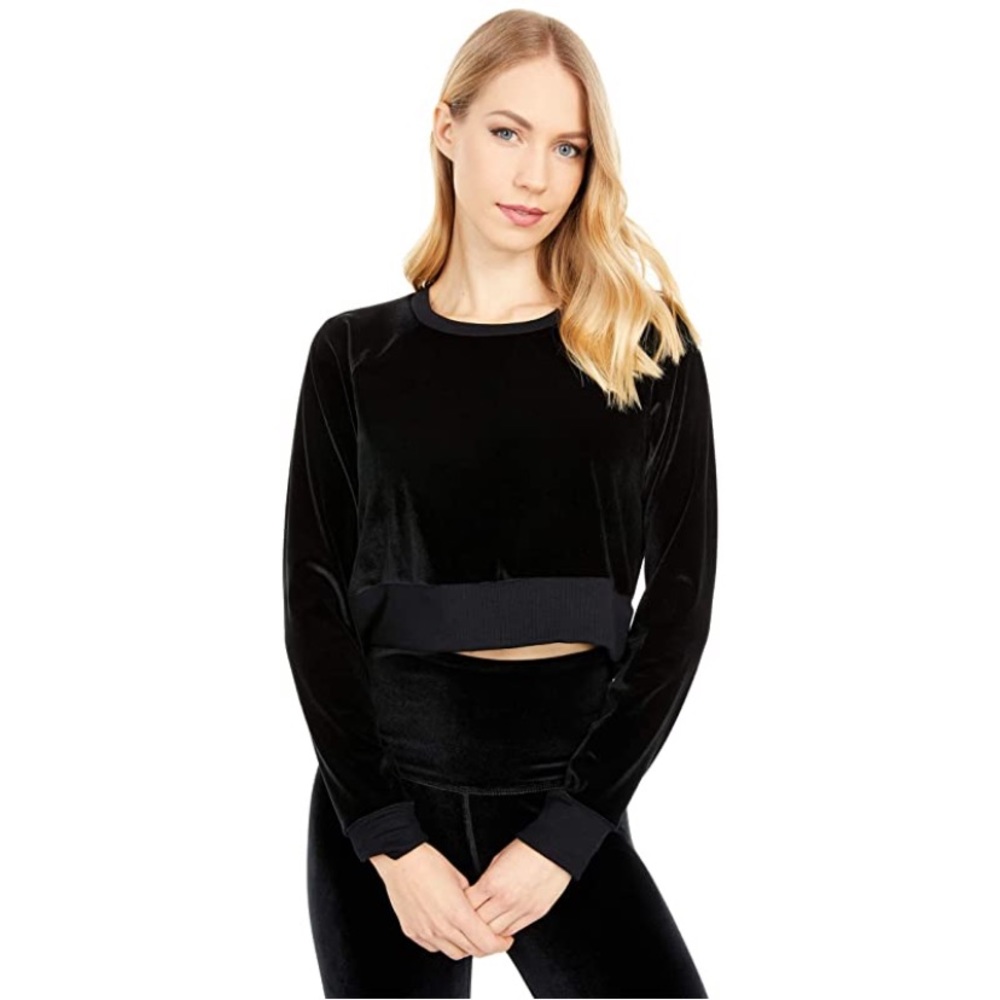 Beyond Yoga Cropped Velvet Pullover Black